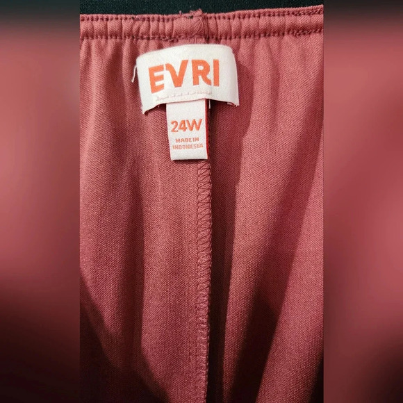 EVRI NWT Womens Pleated Skirt Size 24W Animal Print Chiffon Midi Party Mobwife - Picture 4 of 7